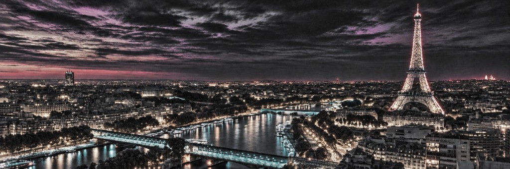 Vue panoramique de Paris et de la tour Eiffel